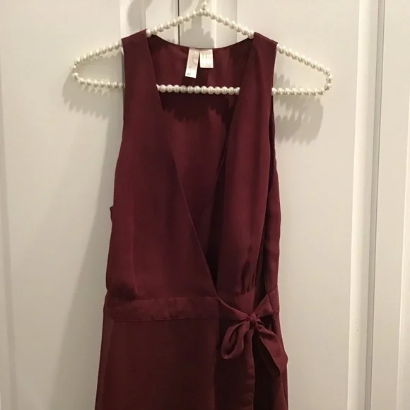 🔴WINE WRAP DRESS BY FOREVER 21 EXCLUSIVE🔴🔴 - Picture 4 of 12